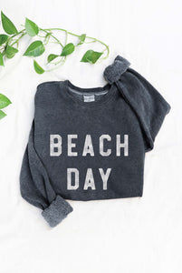 Beach Day Sweatshirt Vintage Black