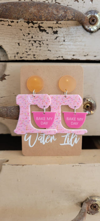 Bake My Day earrings