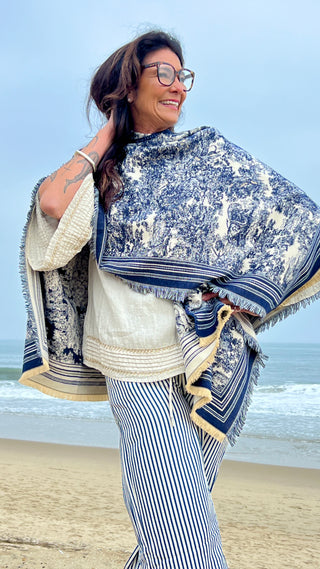 Toile Me Up Wrap O/S