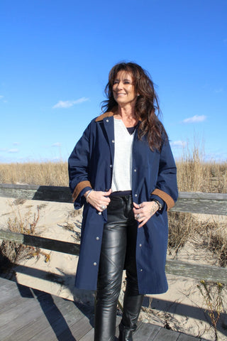 Gloomy Day In England Trench BLU