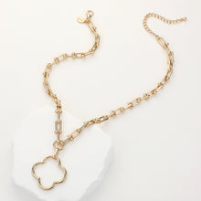 Quatrefoil chain necklace