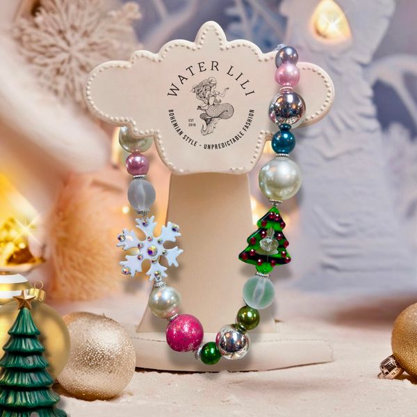 Whimsical Xmas Necklace set