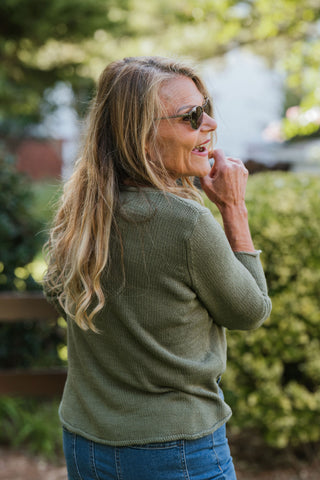 New "BEACH" Sweater Olive
