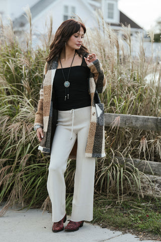 Leilam Square Top - Black