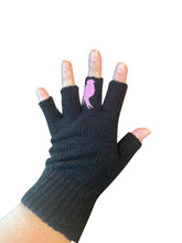 Give them the finger less gloves Violet/Blk