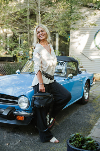 Water Lili Famous Crossover Black