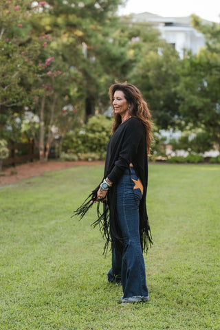 Holy Smokes Fringe Poncho Blk O/S