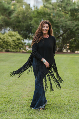 Holy Smokes Fringe Poncho Blk O/S