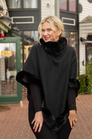 Boardwalk Baroness Poncho O/S Blk
