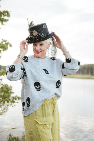 Skully Skull Sweater SLV