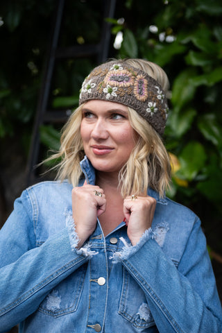White Daisy headband