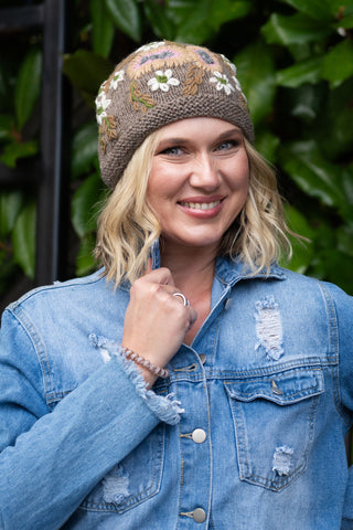 White Daisy Beanie