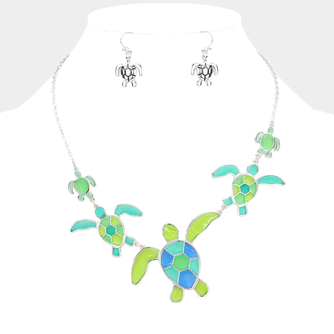 Runaway Turtle Necklace Set