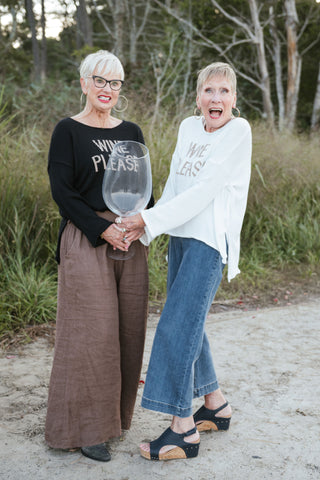 Wine Please Sweater White/Beige