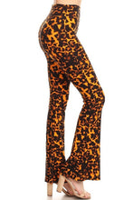 Queen of the Leopards Flares
