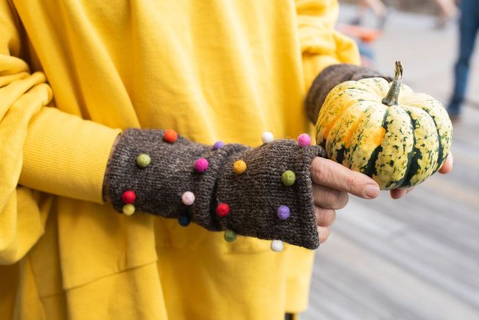 Pom Pom Fingerless Gloves Heather Chocolate